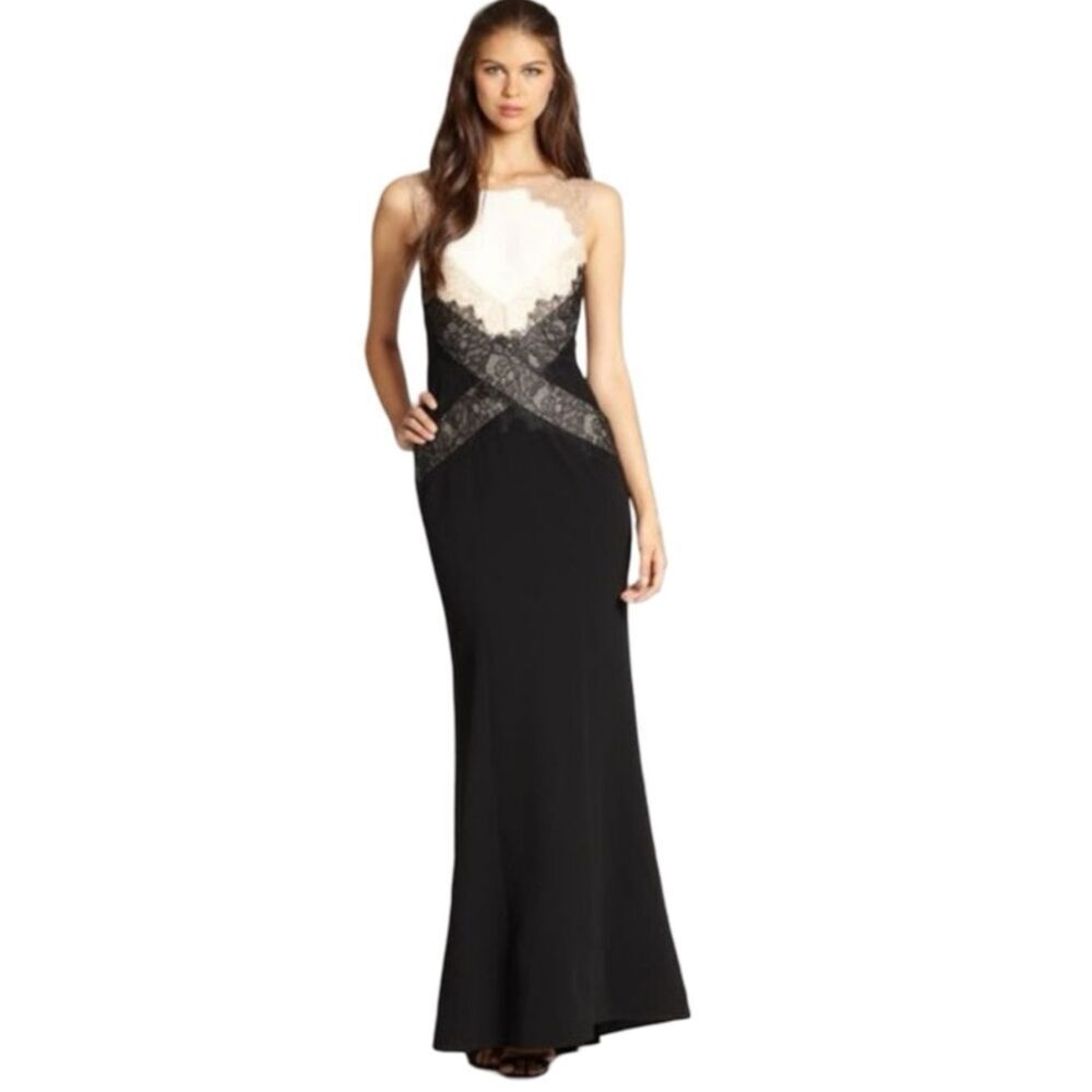 BCBGMaxAzria Aida Mermaid Lace Colorblock Black Combo Gown Size 04